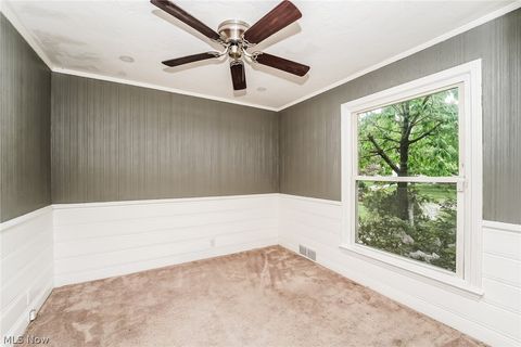Tiny photo for 2371 Loyola Road, University Heights, OH 44118 (MLS # 5209197)