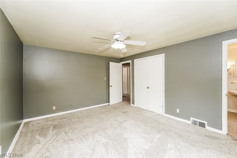 Tiny photo for 2371 Loyola Road, University Heights, OH 44118 (MLS # 5209197)