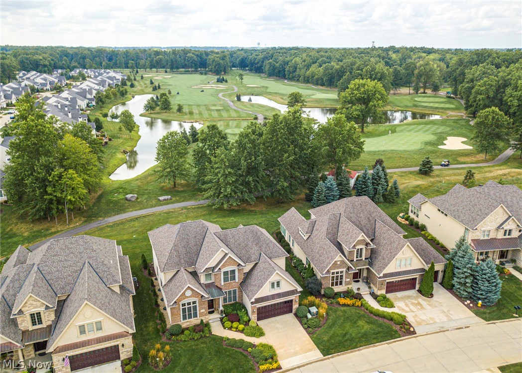 Legacy Pointe #5 Condos - Residential