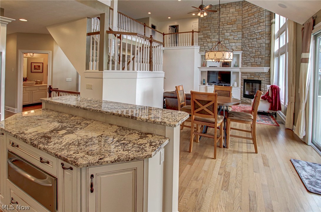 Legacy Pointe #5 Condos - Residential