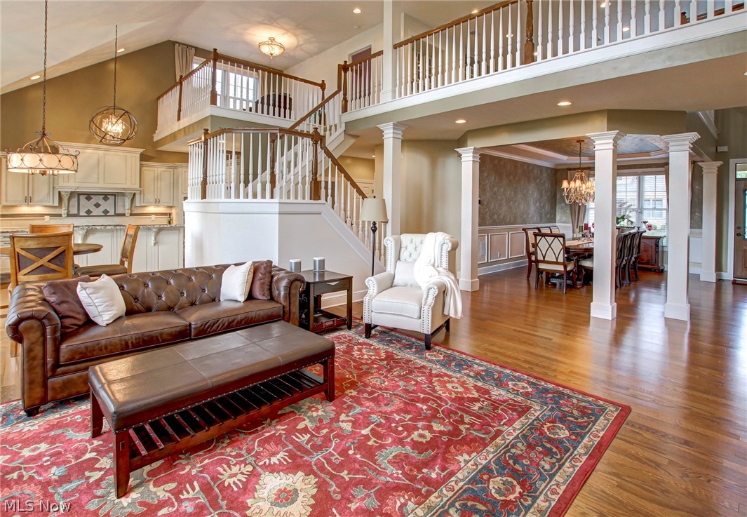 Legacy Pointe #5 Condos - Residential