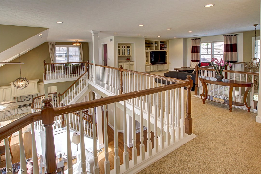 Legacy Pointe #5 Condos - Residential