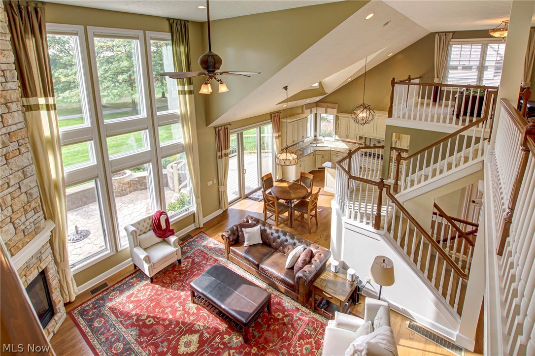 Legacy Pointe #5 Condos - Residential