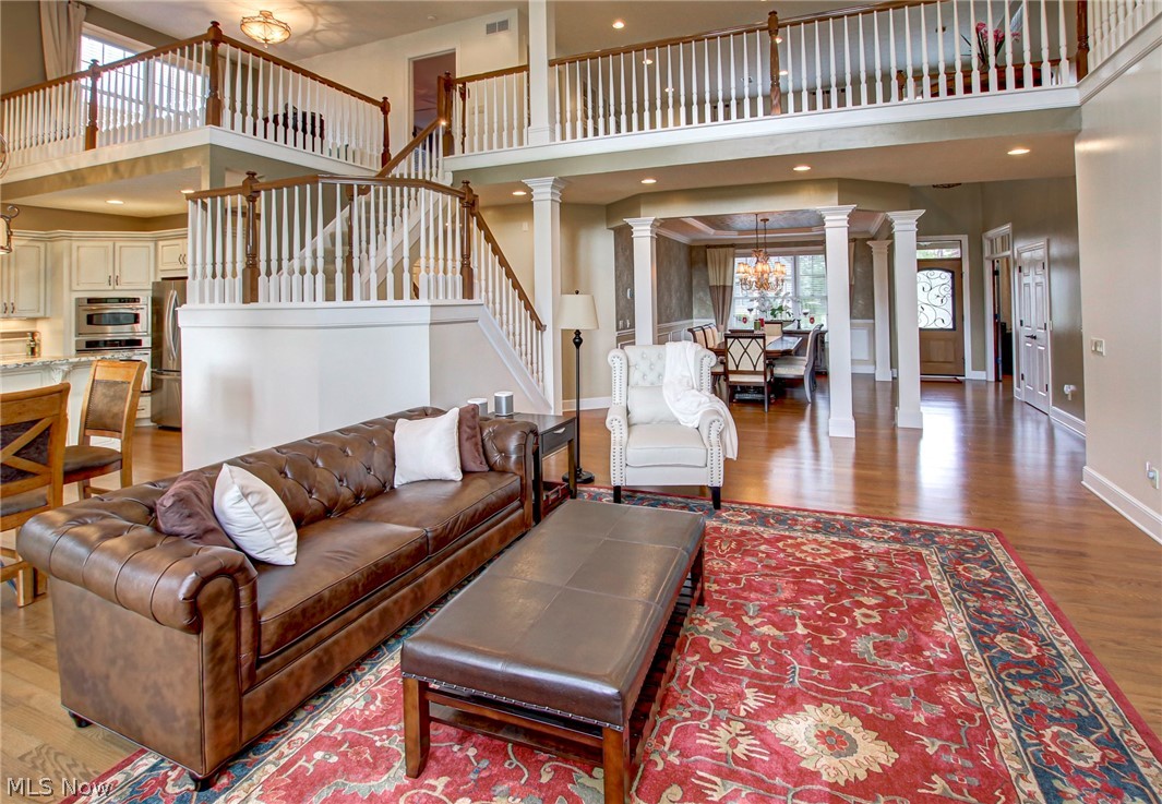 Legacy Pointe #5 Condos - Residential