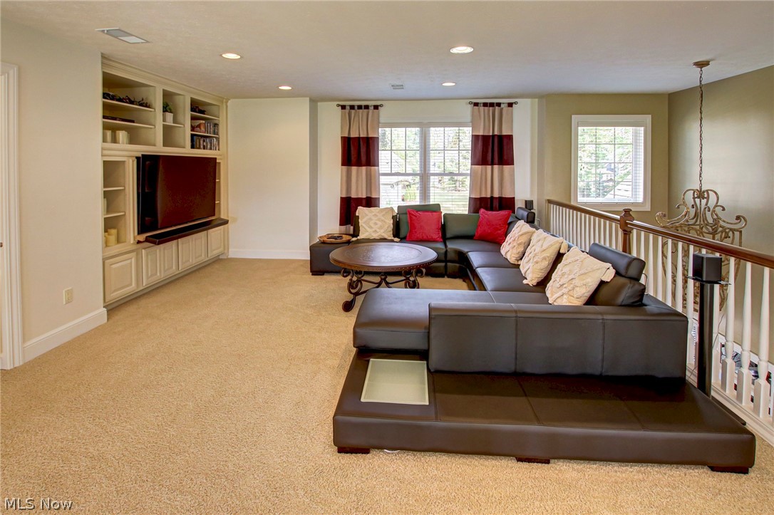 Legacy Pointe #5 Condos - Residential