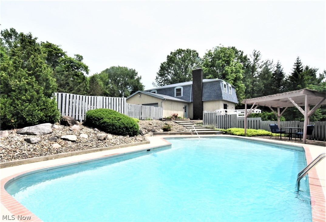 Sugar Bush Knolls - Residential