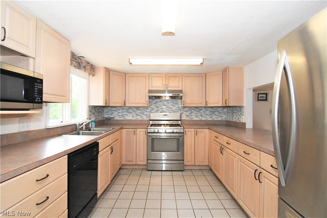 Sugar Bush Knolls - Residential