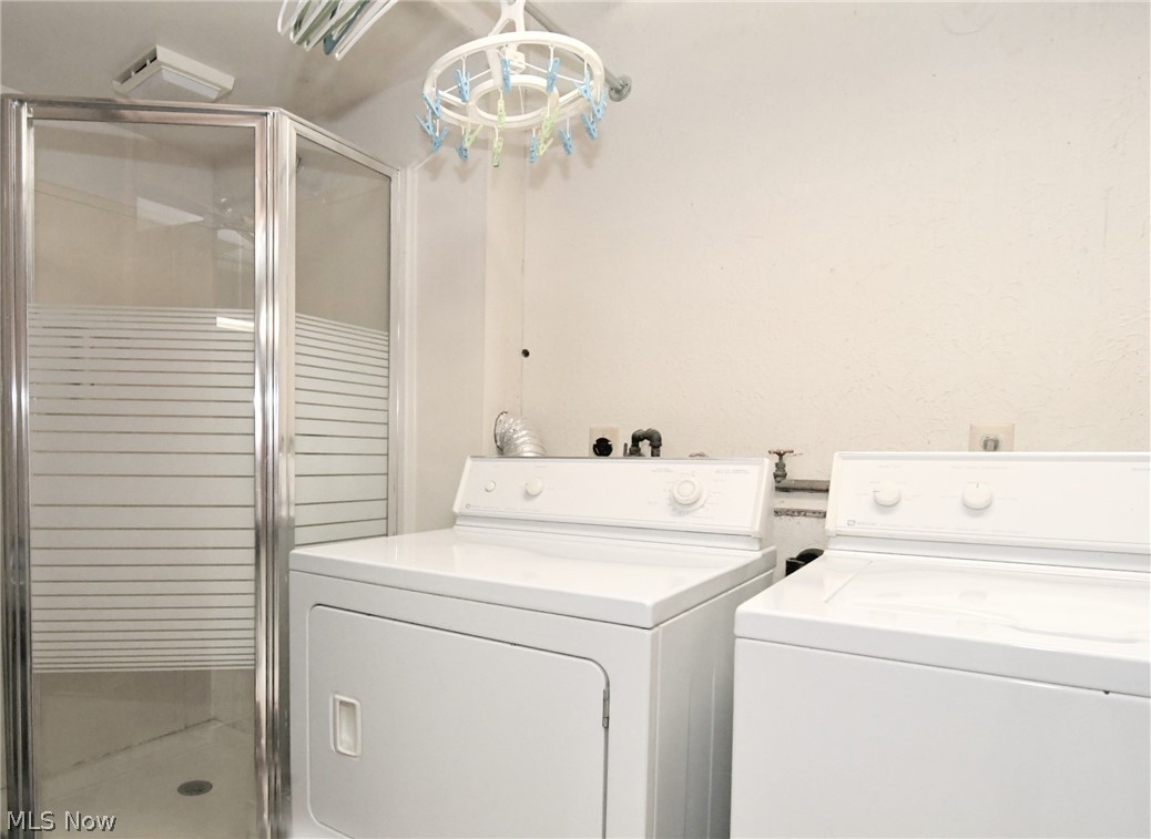 Sugar Bush Knolls - Residential