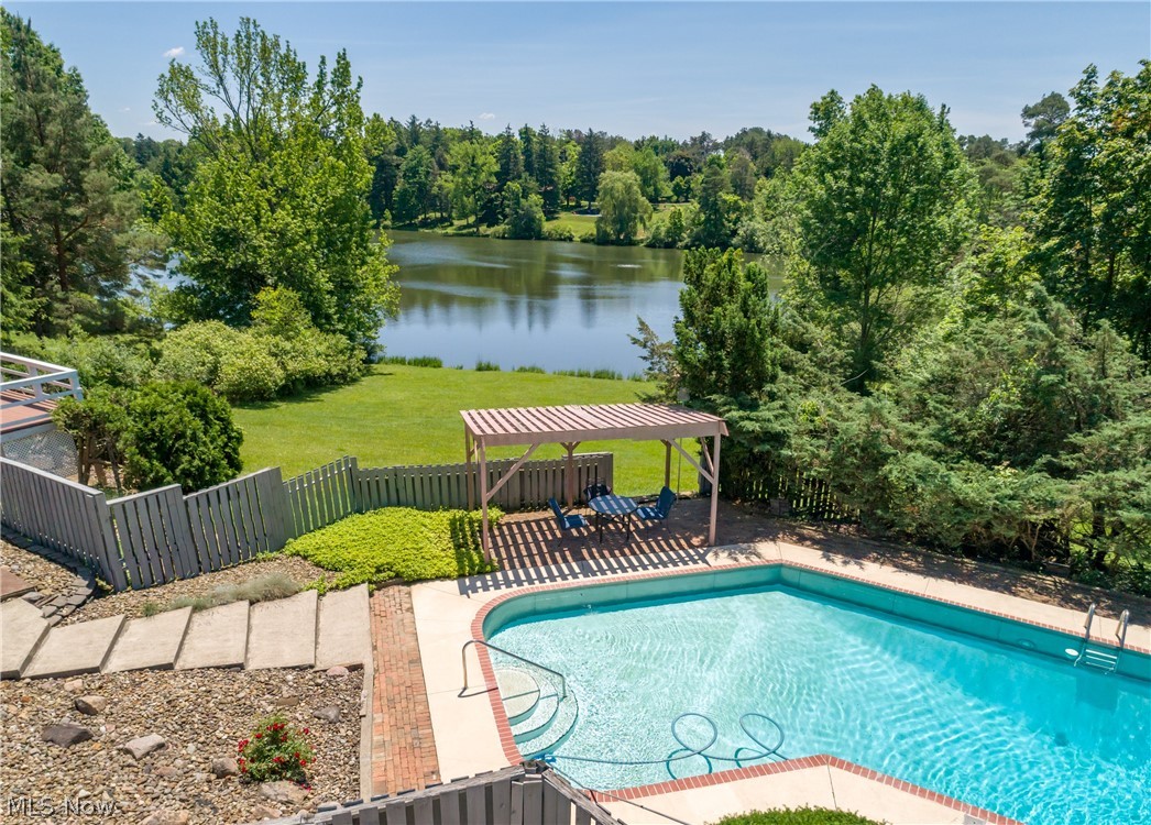 Sugar Bush Knolls - Residential