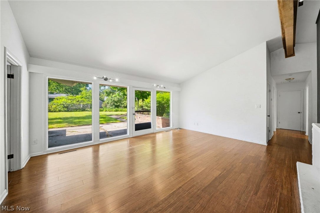 5294 Dogwood Trail