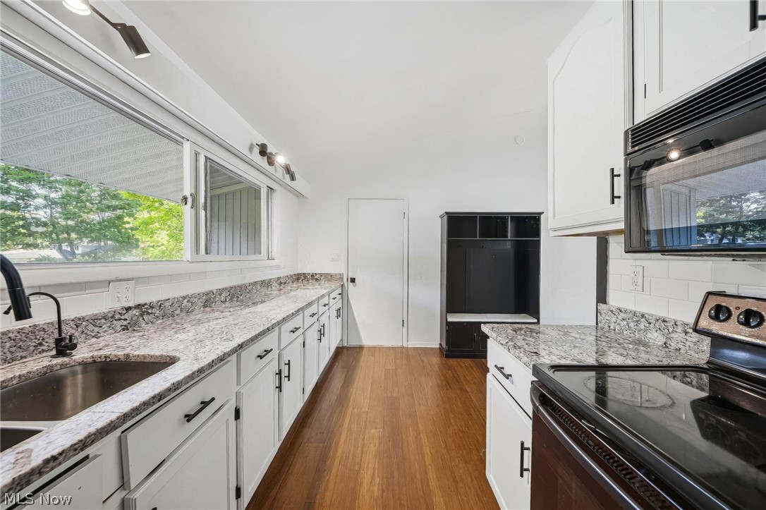 5294 Dogwood Trail