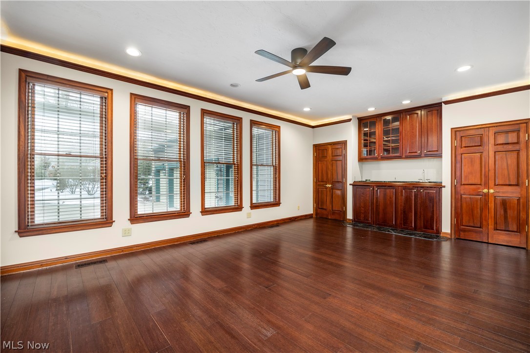 275-285 Quarrystone Lane