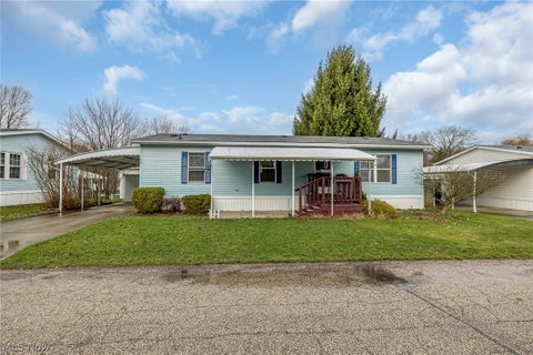 10 Corktree Drive, Olmsted Twp, OH 44138 - #: 5186479