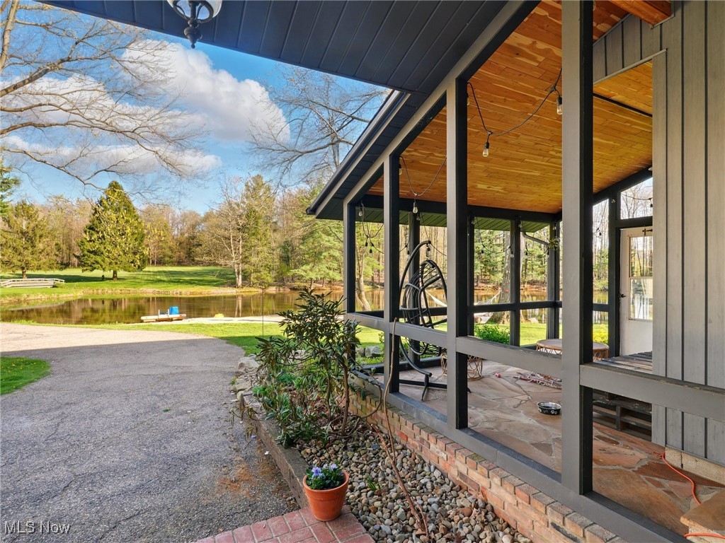 16165 Thompson Road, Thompson, Ohio image 10