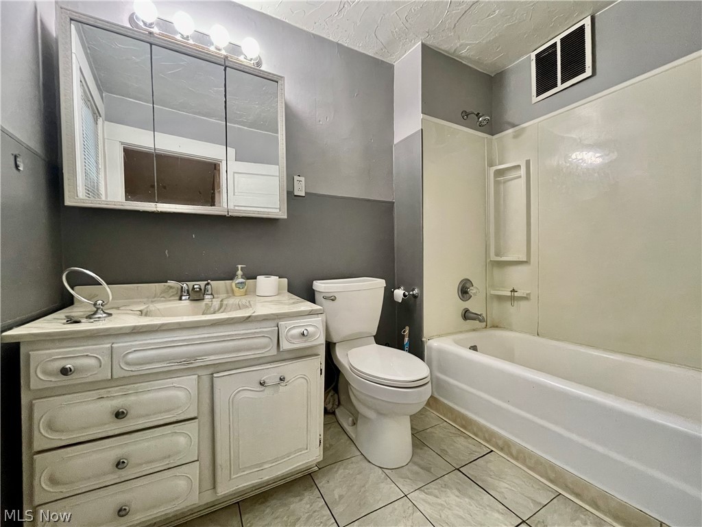 Bingham & Johnsons Grandview - Residential