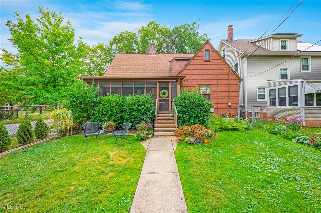 2576 S Taylor Road, Cleveland Heights, Ohio image 3