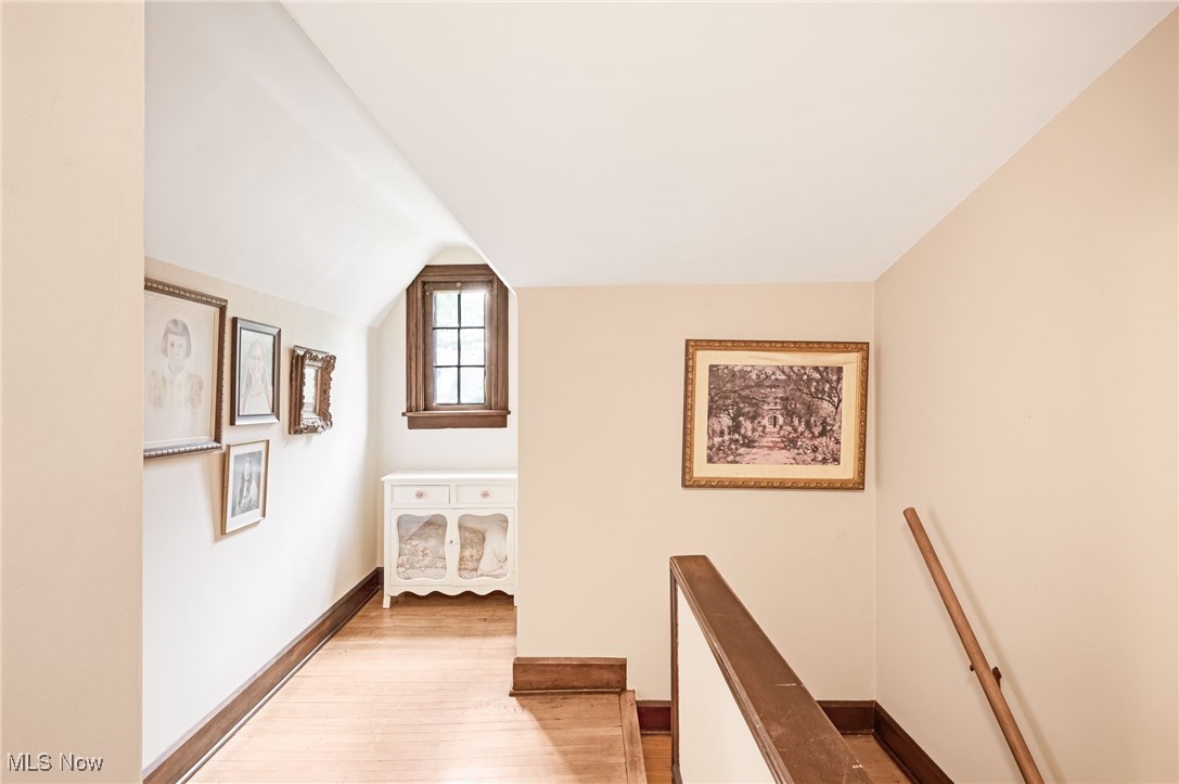 2576 S Taylor Road, Cleveland Heights, Ohio image 19