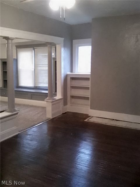 Tiny photo for 1238 E 145th Street, East Cleveland, OH 44112 (MLS # 5190350)