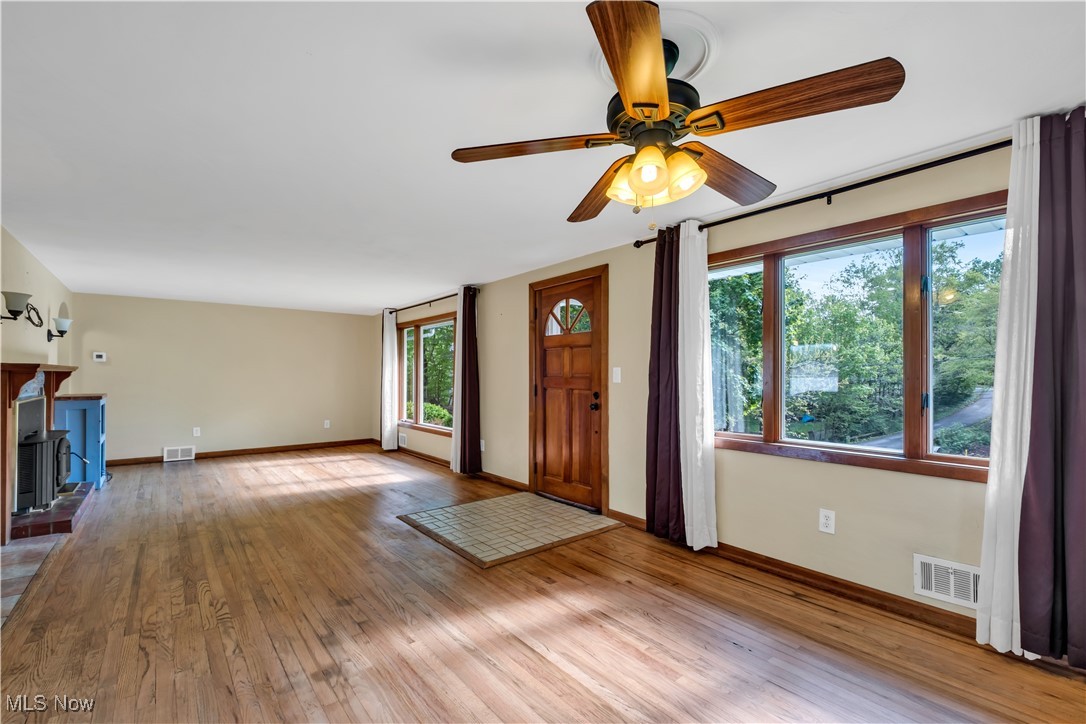 116 Idlewood Drive, Amherst, Ohio image 12