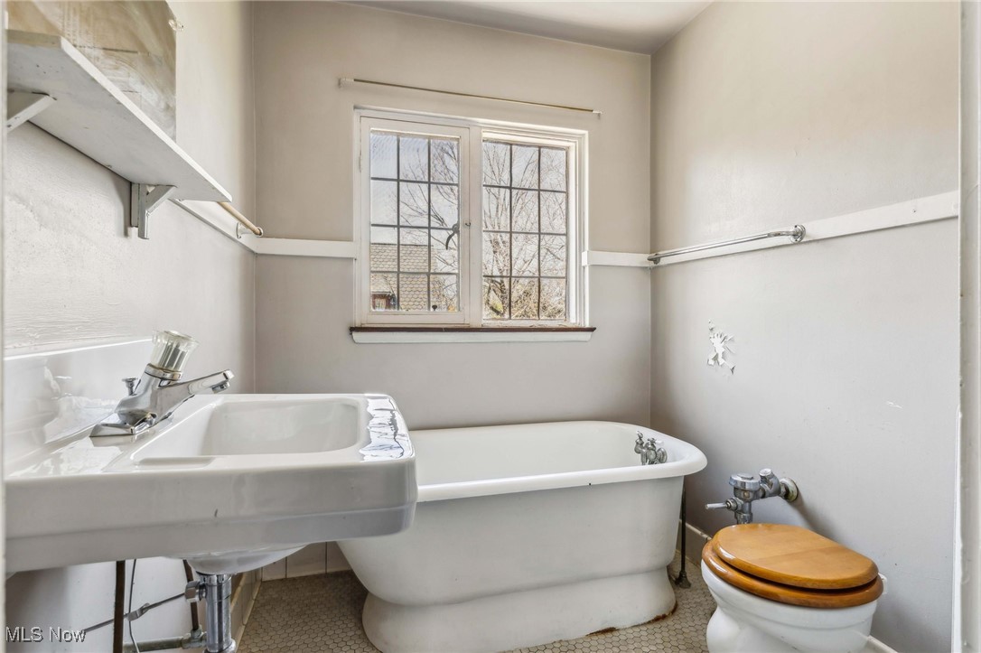 10116 Edgewater Drive, Cleveland, Ohio image 26
