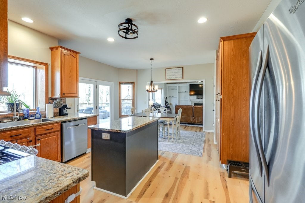 1467 Summer Wood Lane, Uniontown, Ohio image 11
