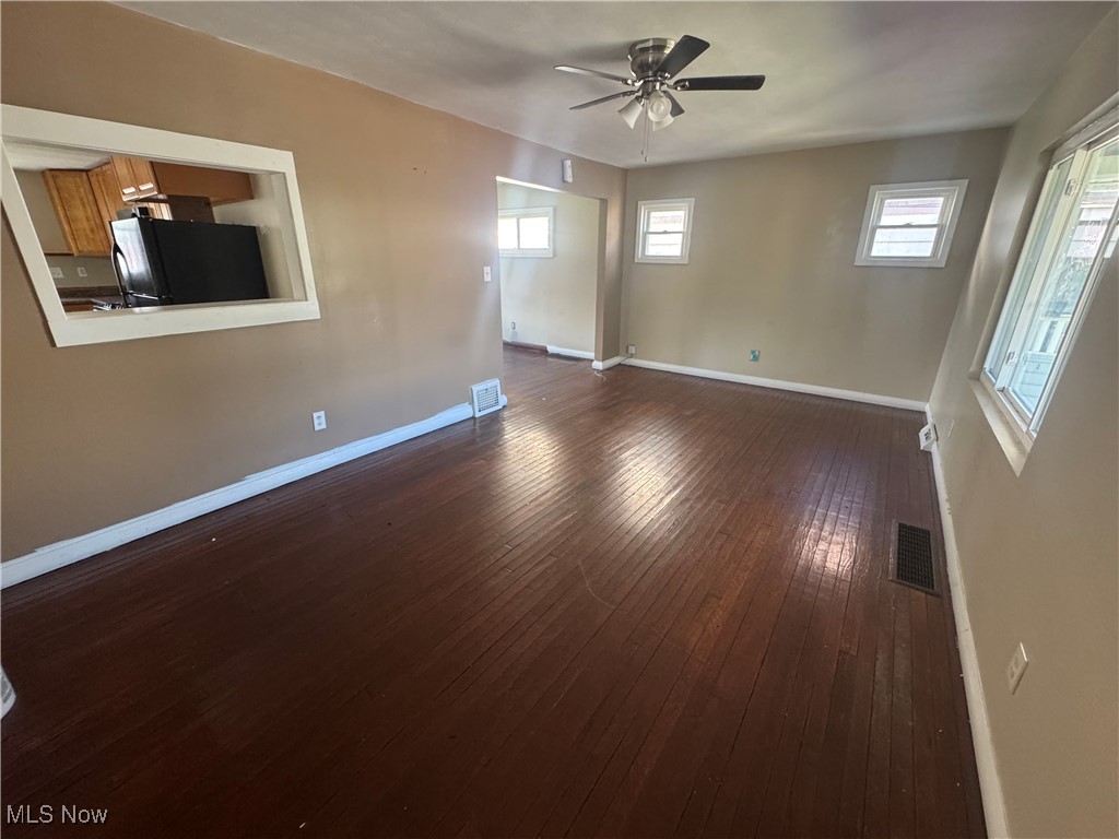 10917 Linnet Avenue, Cleveland, Ohio image 5