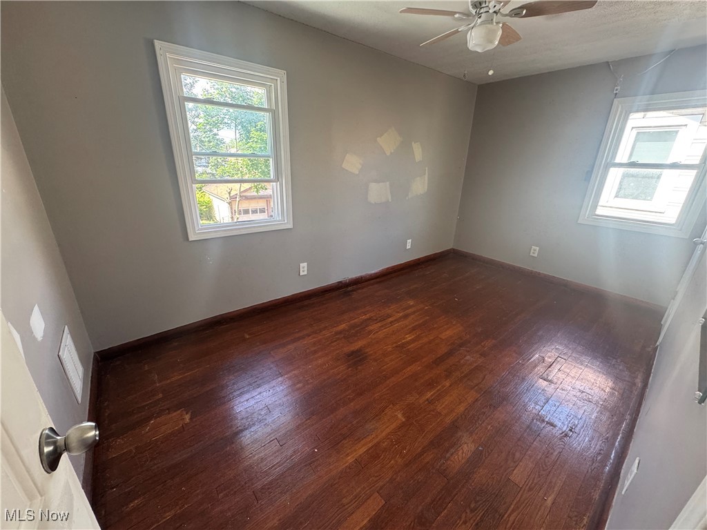 10917 Linnet Avenue, Cleveland, Ohio image 13
