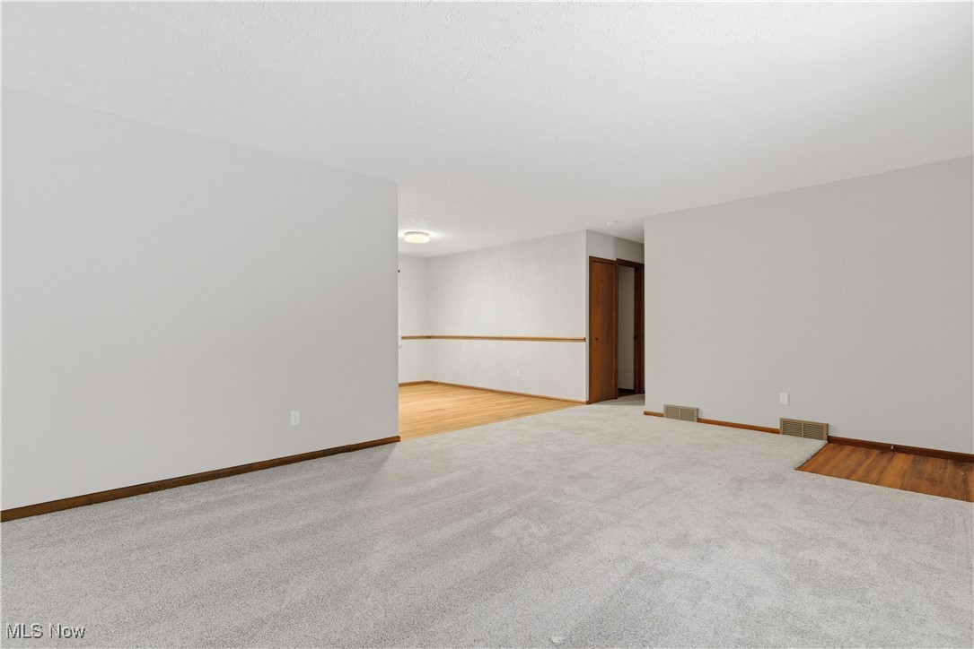 Hunting Hills Estates - Residential