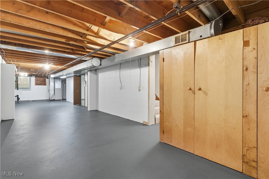 Hunting Hills Estates - Residential