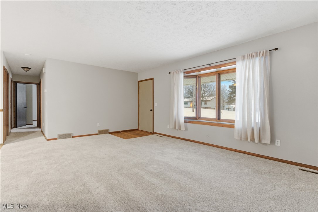 Hunting Hills Estates - Residential