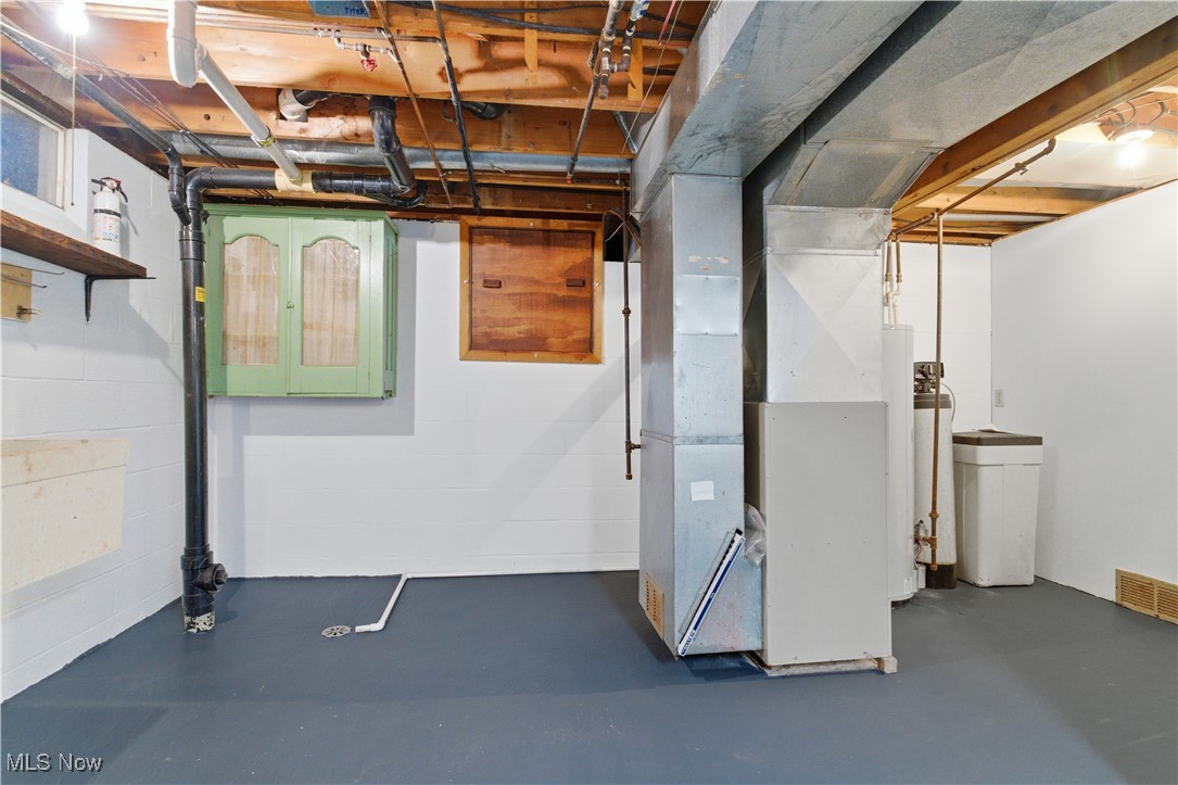 Hunting Hills Estates - Residential