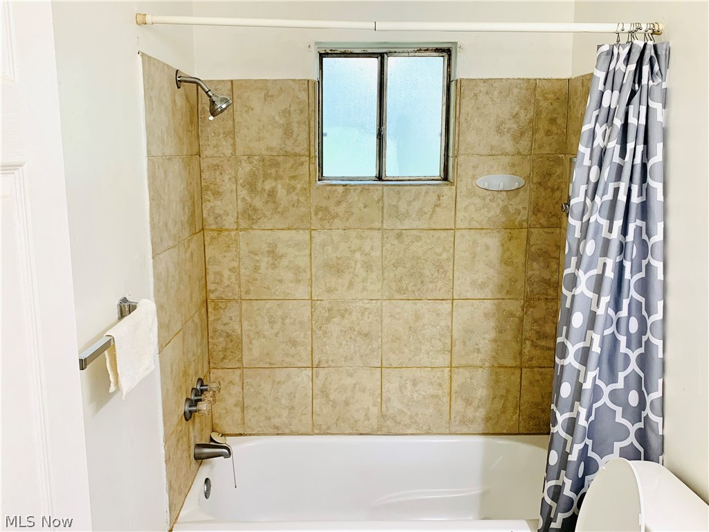 Hoy Lo Mae - Residential Income