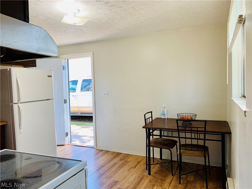 Hoy Lo Mae - Residential Income