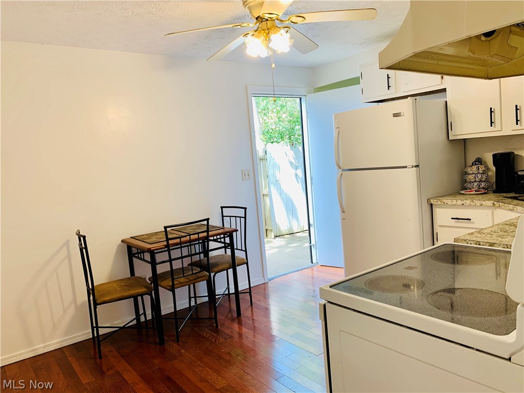 Hoy Lo Mae - Residential Income