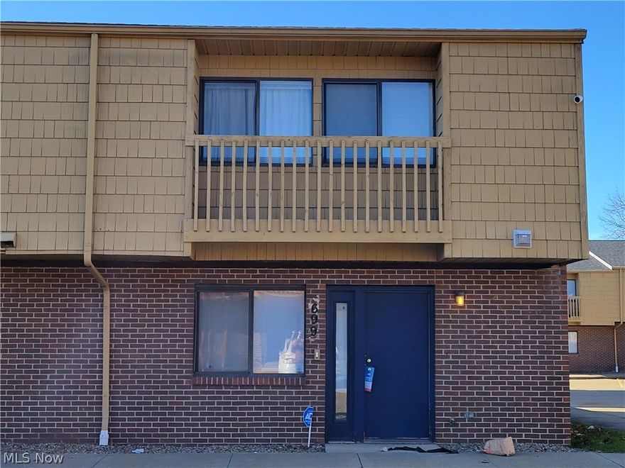 Great investment opportunity near the University.