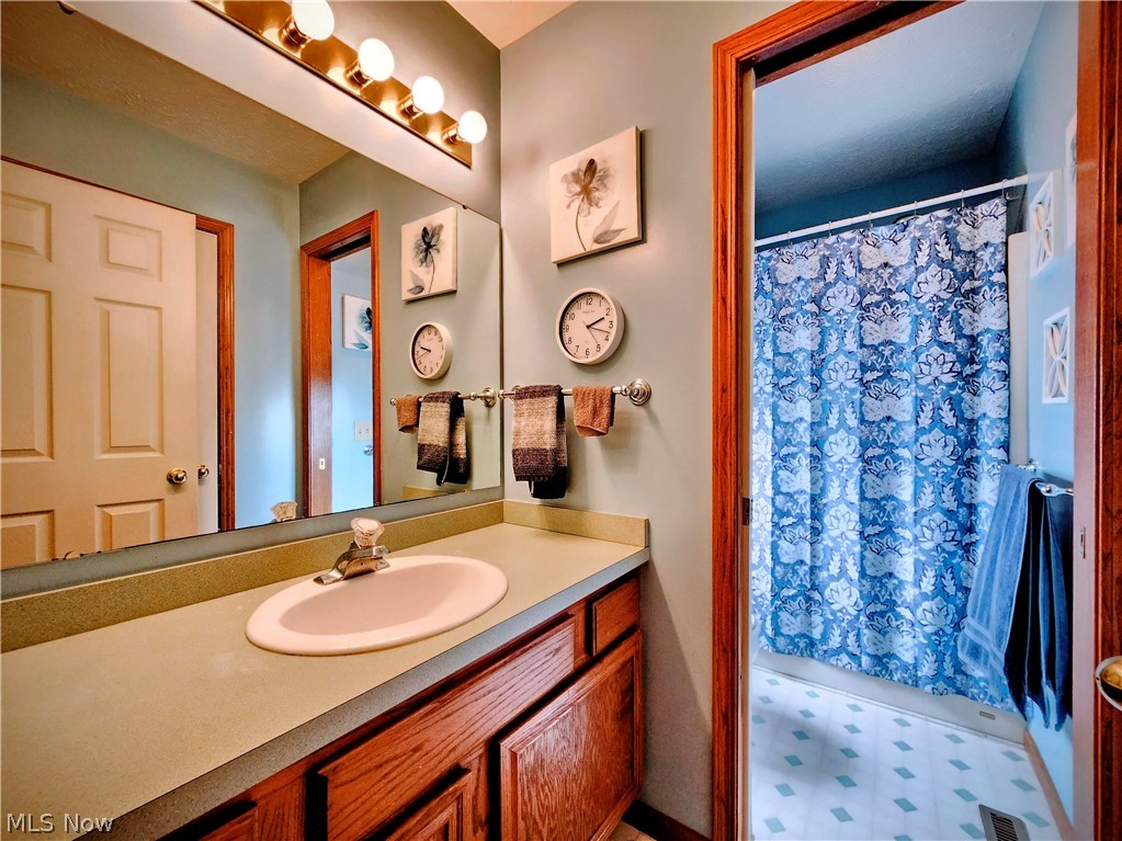 Woods Of Burlington Sub - Residential