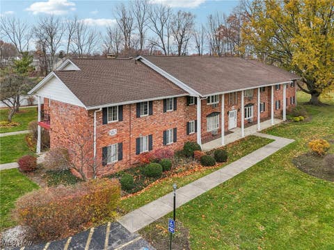 Photo for 8190 Deepwood Boulevard 1
