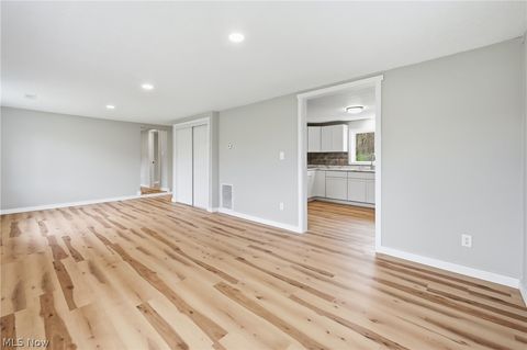 Tiny photo for 847 State Route 534 NW, Newton Falls, OH 44444 (MLS # 5202730)