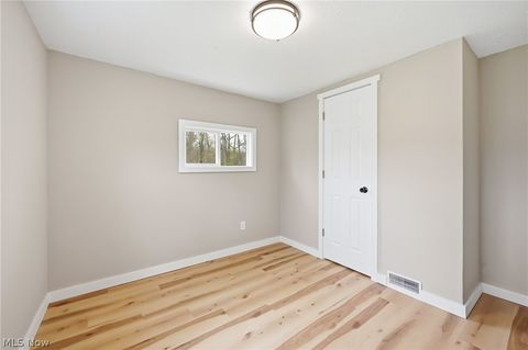 Tiny photo for 847 State Route 534 NW, Newton Falls, OH 44444 (MLS # 5202730)