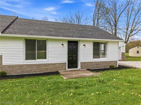 Tiny photo for 847 State Route 534 NW, Newton Falls, OH 44444 (MLS # 5202730)