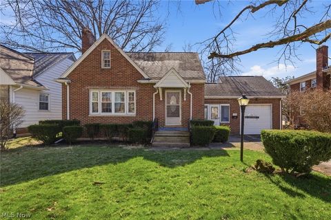 Homes For Sale - 1115 Broad Street<br/> Ashland County, Ashland, OH 44805