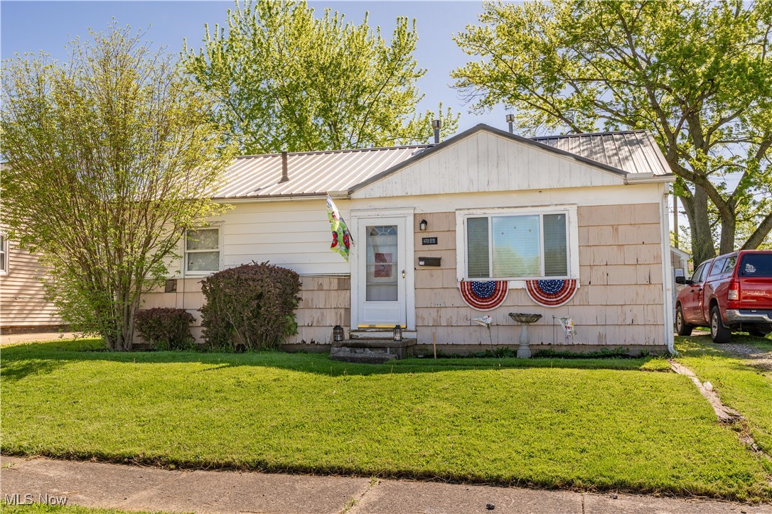 2414 Endrow Avenue, Canton, Ohio image 2