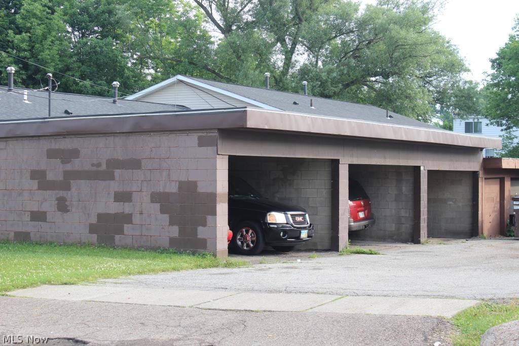 Park Heights Estate #8 - Commercial Sale