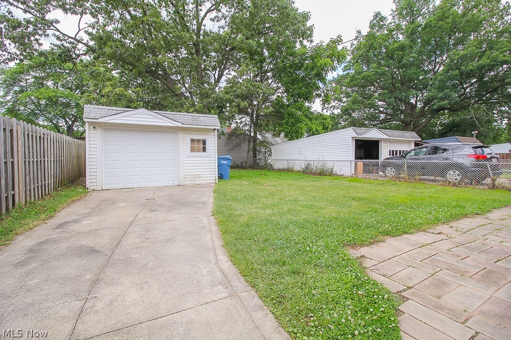 Hearthstone Land Cos Hearthst - Residential Lease