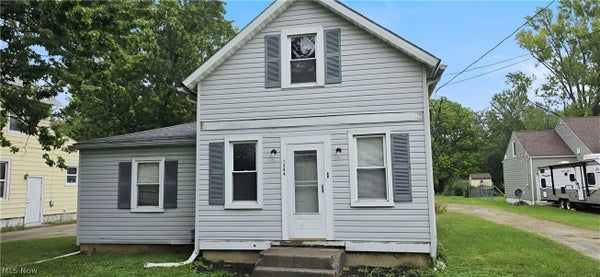 1394 EAST AVE, ELYRIA, OH 44035 - Image 27ec609de58a48c8a75d12d75a8256c0/2745943642