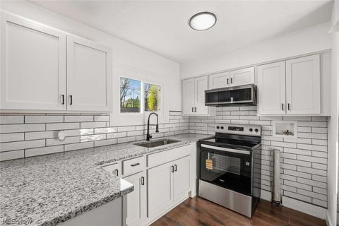 Tiny photo for 1299 Linden Avenue, Akron, OH 44310 (MLS # 5203263)