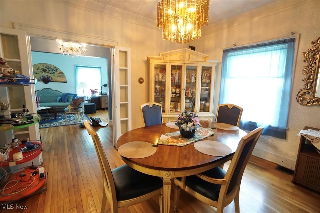 3201 Ashwood Road, Cleveland, Ohio image 7