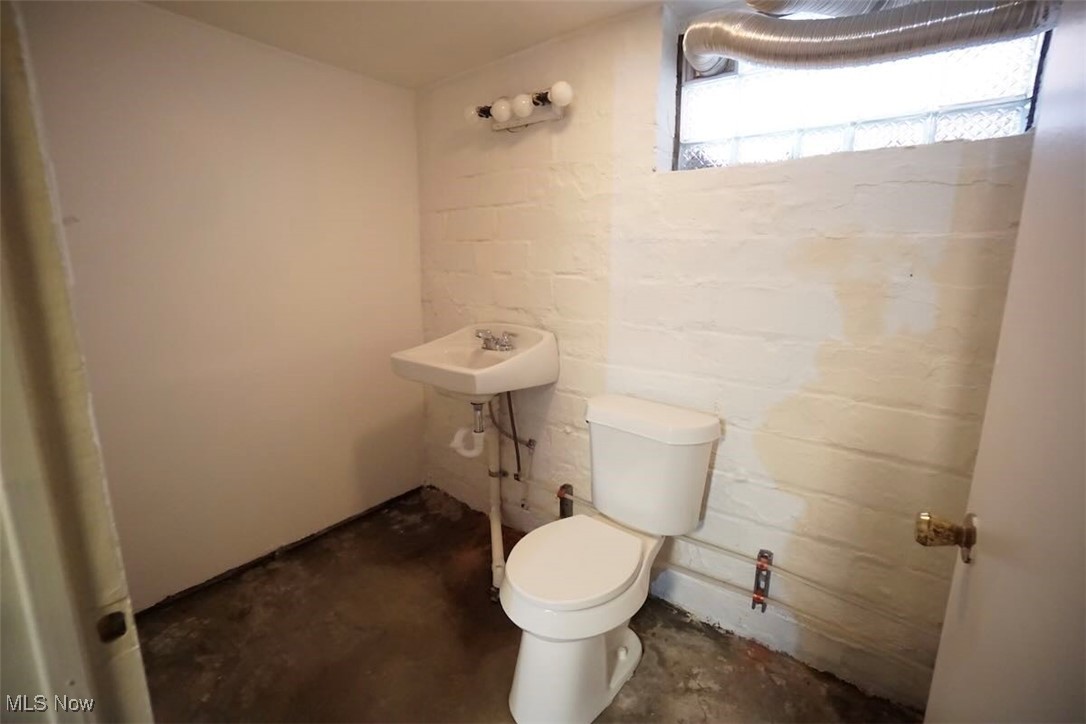 3201 Ashwood Road, Cleveland, Ohio image 27