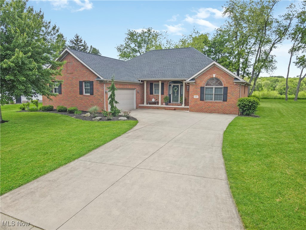 1135 Wheaton Circle, Massillon, Ohio image 1