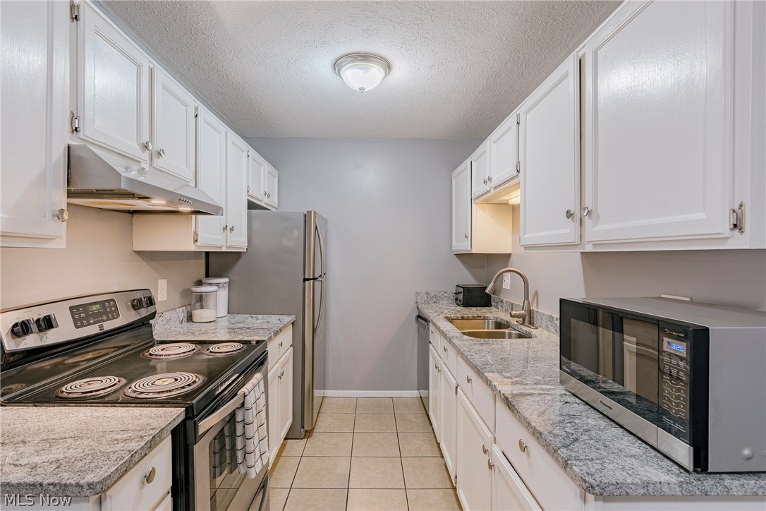 Cedarwood Village Condos 03 - Residential